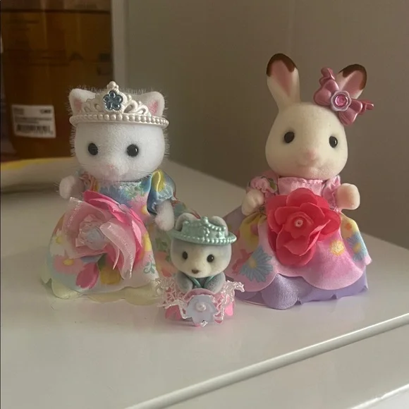 Calico critter set - Picture 1 of 2